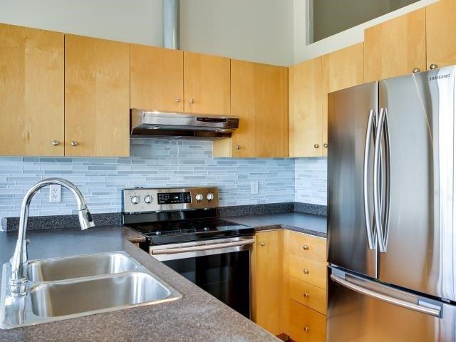 uph 03 - 700 King St W, Condo with 2 bedrooms, 2 bathrooms and 1 parking in Toronto ON | Image 5