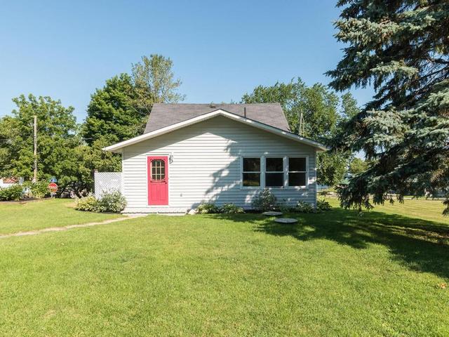 4 Water Street, House detached with 3 bedrooms, 2 bathrooms and 4 parking in Rideau Lakes ON | Image 25