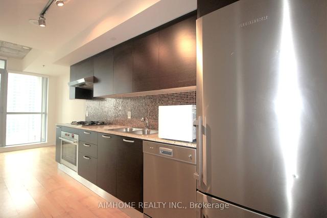 2208 - 375 King St W, Condo with 1 bedrooms, 1 bathrooms and 0 parking in Toronto ON | Image 19