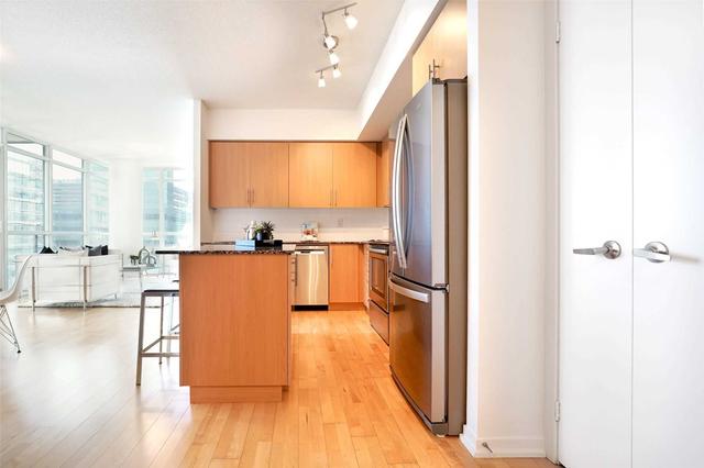3101 - 55 Bremner Blvd, Condo with 2 bedrooms, 2 bathrooms and 1 parking in Toronto ON | Image 35