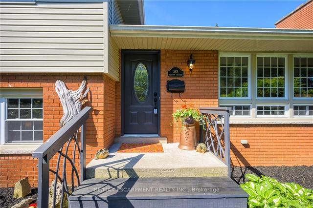 382 Fairlawn Cres, House detached with 3 bedrooms, 2 bathrooms and 6 parking in Burlington ON | Image 23