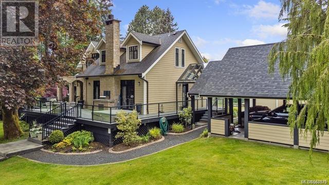 1533 Cedar Ave, House detached with 3 bedrooms, 4 bathrooms and 5 parking in Comox BC | Image 73