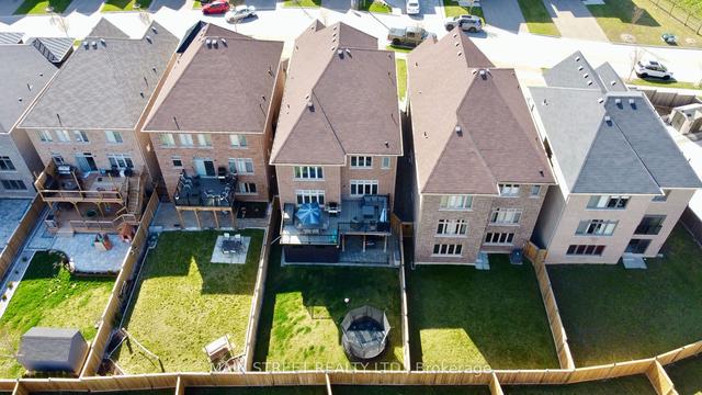 23 Prunella Cres, House detached with 5 bedrooms, 4 bathrooms and 6 parking in East Gwillimbury ON | Image 26
