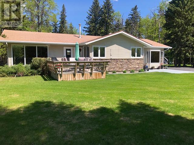 51036 Highway 11, House detached with 3 bedrooms, 2 bathrooms and 6 parking in Clearwater County AB | Card Image