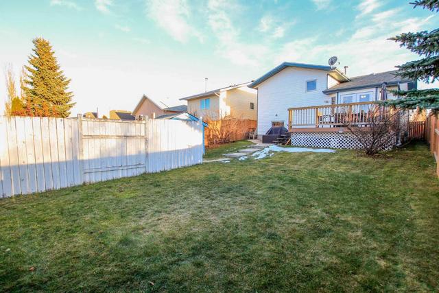 18 Eakins Crescent, House detached with 5 bedrooms, 3 bathrooms and 2 parking in Red Deer AB | Image 44