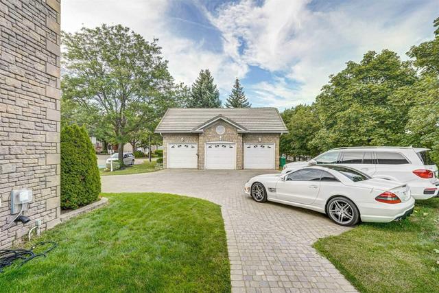 1918 Royal Credit Blvd, House detached with 4 bedrooms, 5 bathrooms and 8 parking in Mississauga ON | Image 18