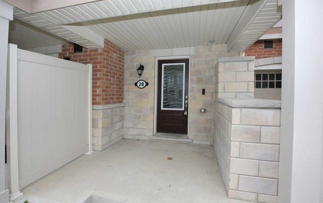 28 Fusilier Dr, House attached with 2 bedrooms, 3 bathrooms and 3 parking in Toronto ON | Image 12