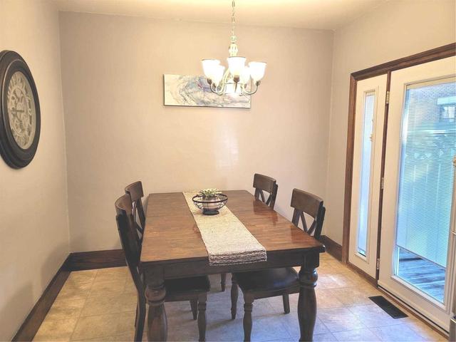 347 Guelph St, House detached with 2 bedrooms, 2 bathrooms and 3 parking in Kitchener ON | Image 5