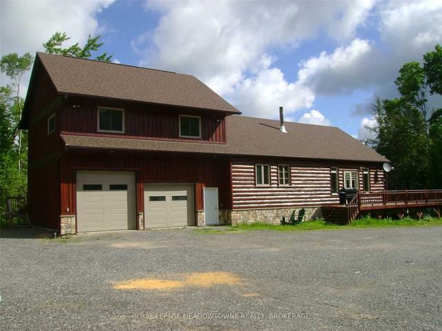 8721 Highway 522, House detached with 5 bedrooms, 2 bathrooms and 22 parking in Parry Sound, Unorganized, Centre Part ON | Image 12