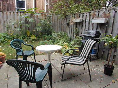 th2 - 130 Clinton St, Townhouse with 3 bedrooms, 2 bathrooms and 1 parking in Toronto ON | Image 2