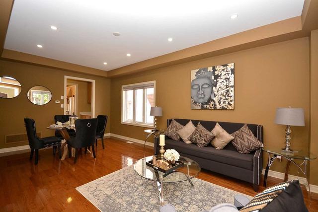 58 Citadel Cres, House detached with 4 bedrooms, 4 bathrooms and 6 parking in Brampton ON | Image 37