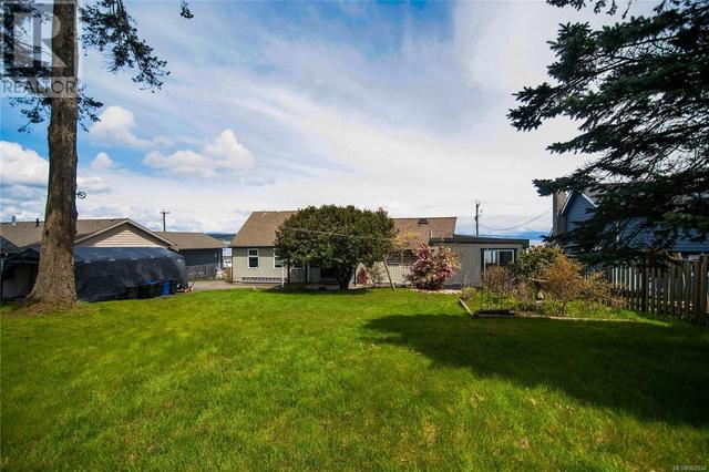 2890 Island Hwy S, House detached with 3 bedrooms, 3 bathrooms and 1 parking in Campbell River BC | Image 40