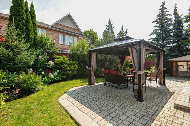 7027 Gillespie Lane, House detached with 3 bedrooms, 4 bathrooms and 6 parking in Mississauga ON | Image 20