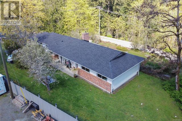 1176 Maple Bay Rd, House detached with 3 bedrooms, 3 bathrooms and 6 parking in North Cowichan BC | Image 57