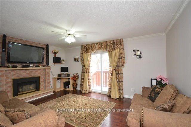 581 Hayward Ave, House detached with 3 bedrooms, 3 bathrooms and 4 parking in Milton ON | Image 5