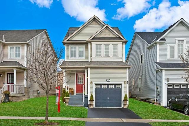 71 Howling Cres, House detached with 3 bedrooms, 3 bathrooms and 1 parking in Ajax ON | Image 1