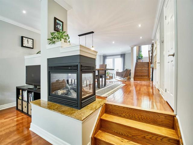 39 Saint George St, House detached with 3 bedrooms, 4 bathrooms and 2 parking in Toronto ON | Image 7