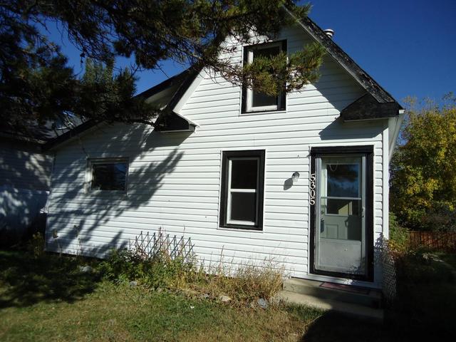 5305 50 Street, House detached with 1 bedrooms, 1 bathrooms and 1 parking in Rimbey AB | Image 2