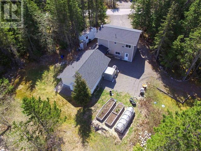 3615 Water Lily Bay Road, House detached with 4 bedrooms, 3 bathrooms and null parking in Kitimat Stikine C (Part 1) BC | Image 3