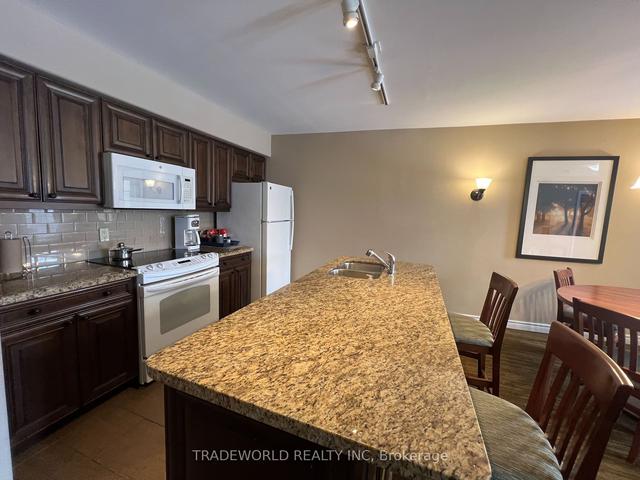 2076-77 - 90 Highland Dr, Condo with 2 bedrooms, 2 bathrooms and 2 parking in Oro Medonte ON | Image 4