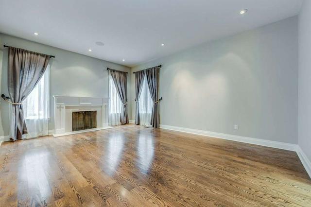 77 Clarinda Dr, House detached with 4 bedrooms, 5 bathrooms and 2 parking in Toronto ON | Image 21