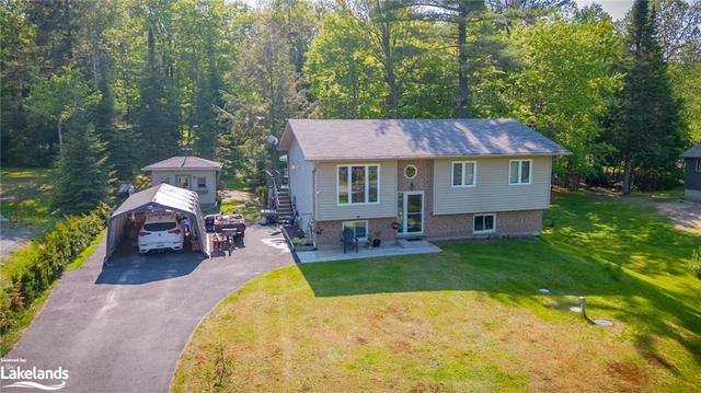 1036 Post Road, House detached with 4 bedrooms, 2 bathrooms and null parking in Bracebridge ON | Image 1