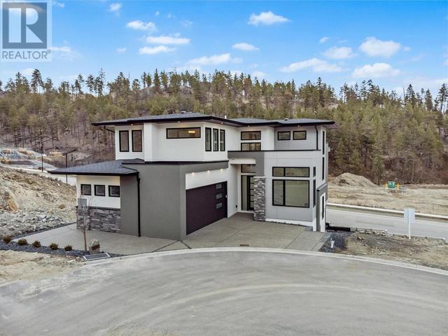 3462 Hilltown Close, House detached with 5 bedrooms, 4 bathrooms and 5 parking in Kelowna BC | Image 1