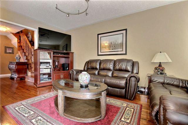 3866 Foxborough Tr, House semidetached with 3 bedrooms, 4 bathrooms and 2 parking in Mississauga ON | Image 5