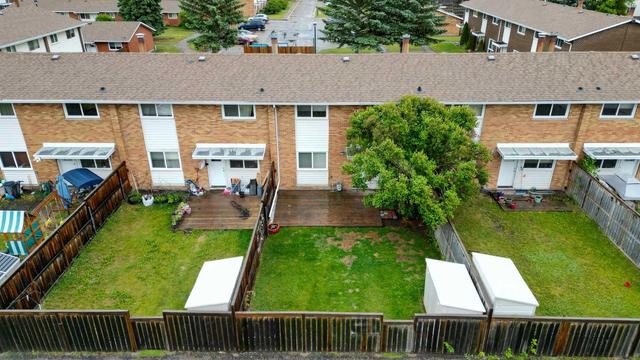 1503 - 3907 39 Street, Home with 3 bedrooms, 1 bathrooms and 2 parking in Red Deer AB | Image 6