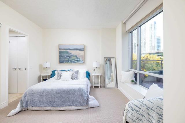 312e - 500 Queens Quay W, Condo with 1 bedrooms, 2 bathrooms and 1 parking in Toronto ON | Image 2