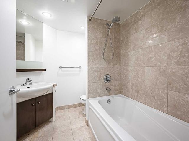 1804 - 8 York St, Condo with 1 bedrooms, 1 bathrooms and 1 parking in Toronto ON | Image 5