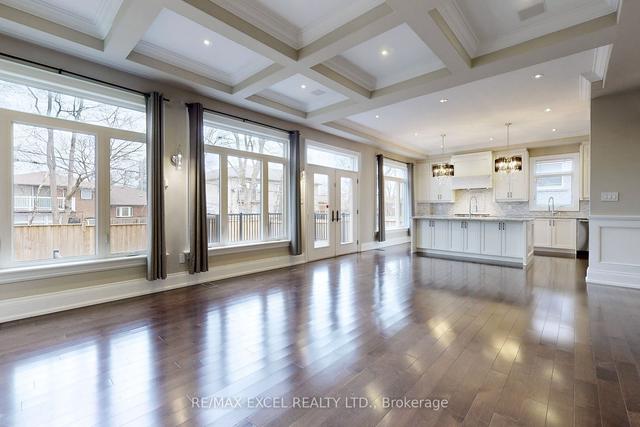 140 Caribou Rd, House detached with 5 bedrooms, 6 bathrooms and 6 parking in Toronto ON | Image 39