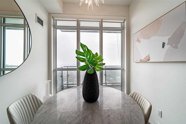 5908 - 7 Grenville St, Condo with 3 bedrooms, 3 bathrooms and 0 parking in Toronto ON | Image 28