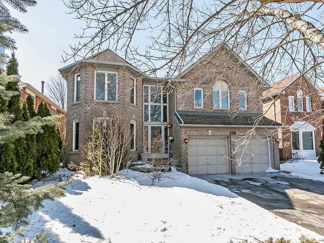 290 Northwood Dr, House detached with 4 bedrooms, 4 bathrooms and 2 parking in Oakville ON | Image 1