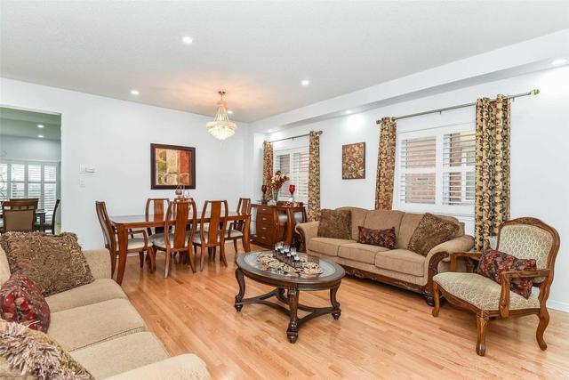 5160 Nestling Grve, House semidetached with 4 bedrooms, 3 bathrooms and 1 parking in Mississauga ON | Image 4