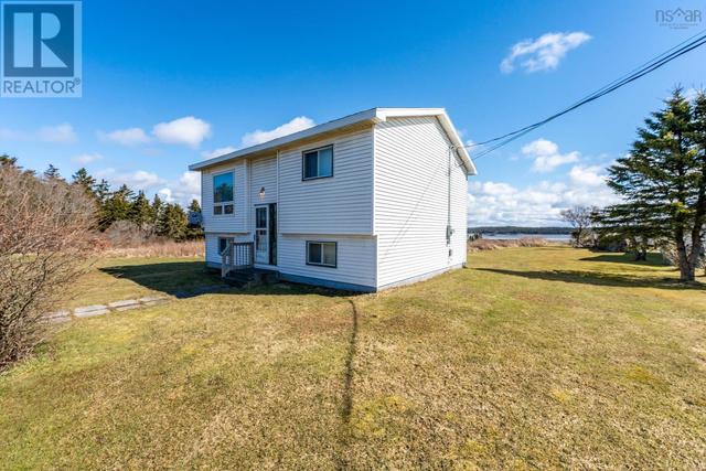 27 Saulnier Lane, House detached with 4 bedrooms, 1 bathrooms and null parking in Yarmouth MD NS | Image 19