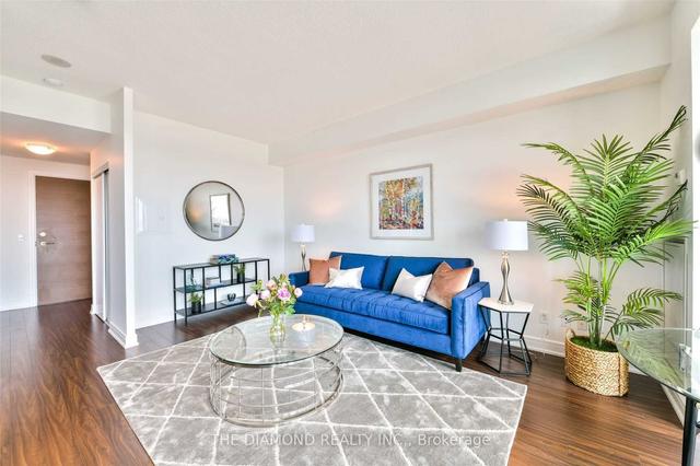 826 - 35 Brian Peck Cres, Condo with 1 bedrooms, 1 bathrooms and 1 parking in Toronto ON | Image 13