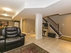 8 Fairbank Crt, House detached with 3 bedrooms, 3 bathrooms and 3 parking in Brampton ON | Image 17