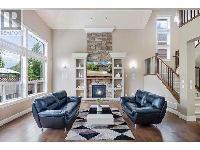 1485 Southview Street, House detached with 5 bedrooms, 4 bathrooms and 4 parking in Coquitlam BC | Image 5