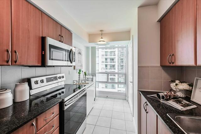 911 - 35 Bales Ave, Condo with 2 bedrooms, 2 bathrooms and 1 parking in Toronto ON | Image 4