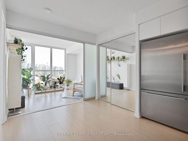 1005 - 75 Queens Wharf Rd, Condo with 1 bedrooms, 1 bathrooms and 0 parking in Toronto ON | Image 17