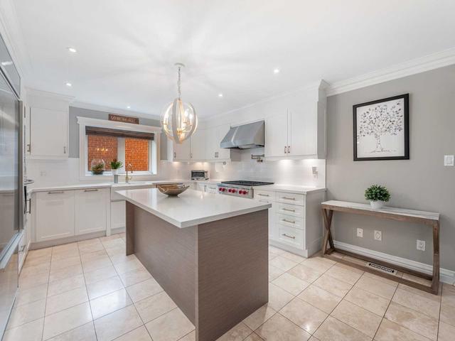 123 Brighton Ave, House detached with 4 bedrooms, 4 bathrooms and 5 parking in Toronto ON | Image 38