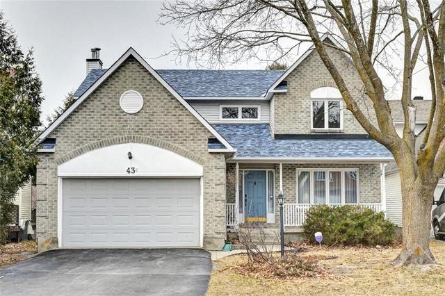 43 Hewitt Way, House detached with 5 bedrooms, 4 bathrooms and 4 parking in Ottawa ON | Image 1