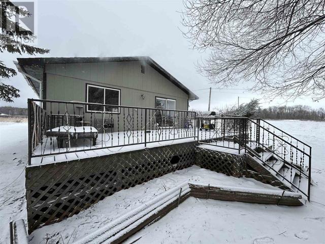 851 Hwy 11, House detached with 4 bedrooms, 2 bathrooms and null parking in Dawson ON | Image 27