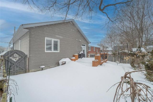 89 Frank Street, House detached with 2 bedrooms, 1 bathrooms and 3 parking in Carleton Place ON | Image 24