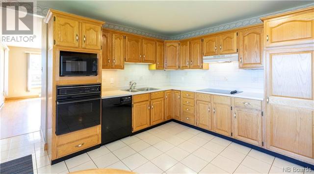 17 Maguire Drive, House detached with 2 bedrooms, 2 bathrooms and null parking in Saint John NB | Image 27