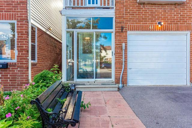 41 West Burton Crt, House detached with 3 bedrooms, 3 bathrooms and 3 parking in Toronto ON | Image 12