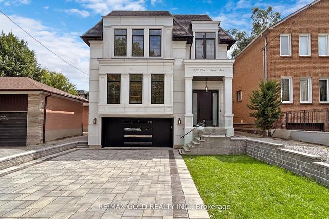 233 Carmichael Ave E, House detached with 5 bedrooms, 5 bathrooms and 4 parking in Toronto ON | Image 1
