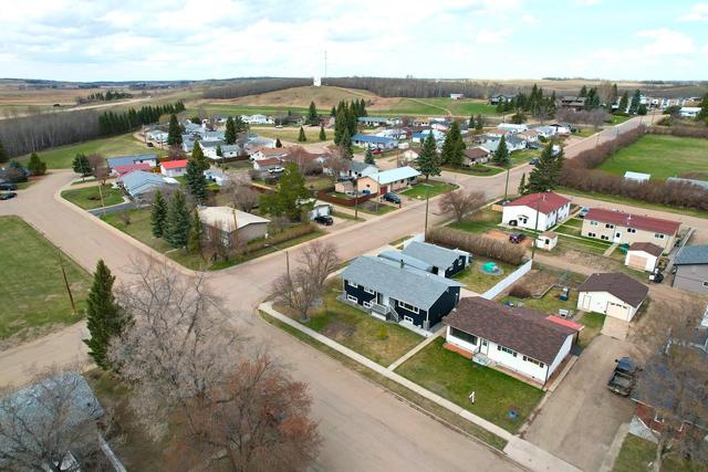 5331 52 Ave, House detached with 4 bedrooms, 2 bathrooms and 8 parking in Bashaw AB | Image 28