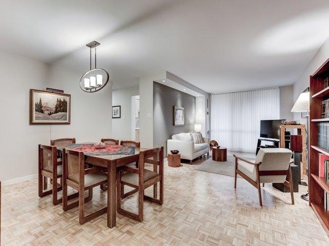610 - 22 Shallmar Blvd, Condo with 3 bedrooms, 2 bathrooms and 1 parking in Toronto ON | Image 3